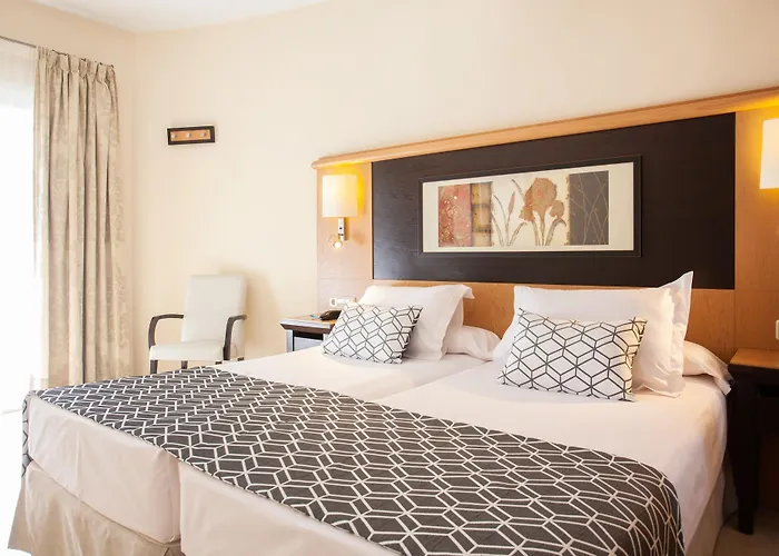 尼洛水疗集团酒店 公寓式酒店 4*