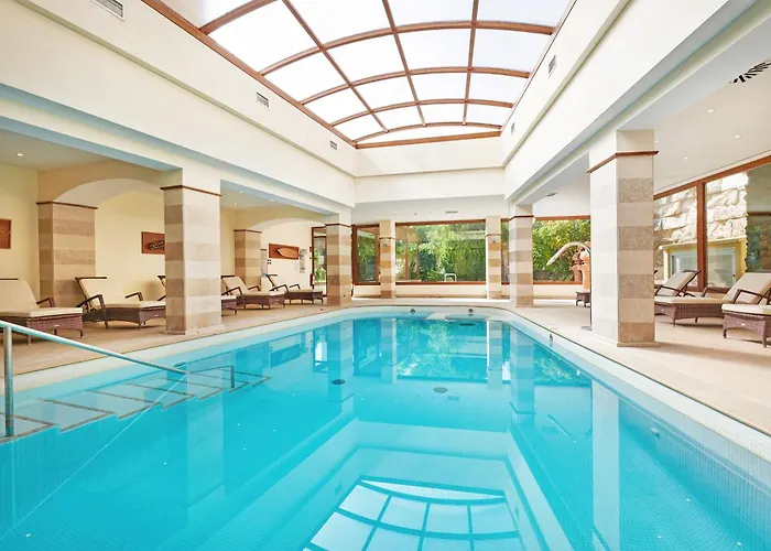 尼洛水疗集团酒店 帕格拉