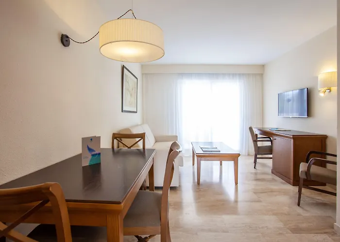 尼洛水疗集团酒店 帕格拉