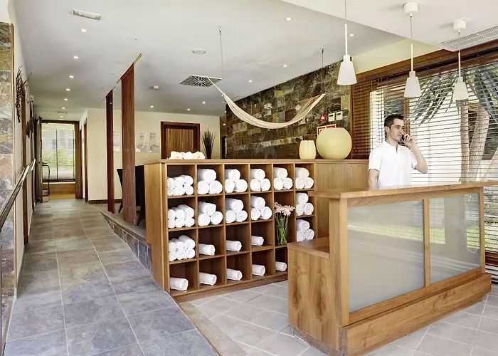 公寓式酒店 尼洛水疗集团酒店 4*