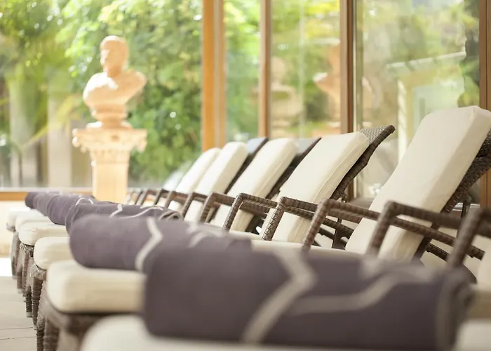 公寓式酒店 尼洛水疗集团酒店 4*