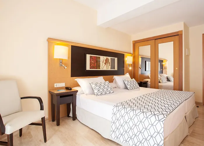 尼洛水疗集团酒店 4*