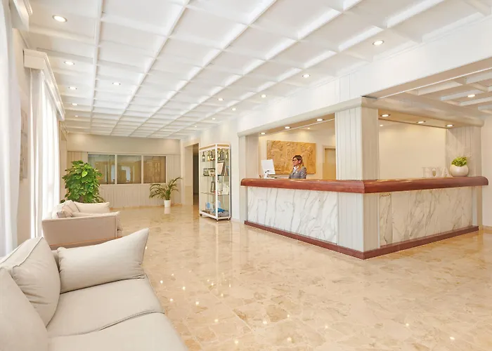 尼洛水疗集团酒店 公寓式酒店 4*