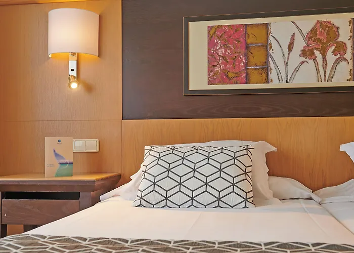 尼洛水疗集团酒店 4* 帕格拉