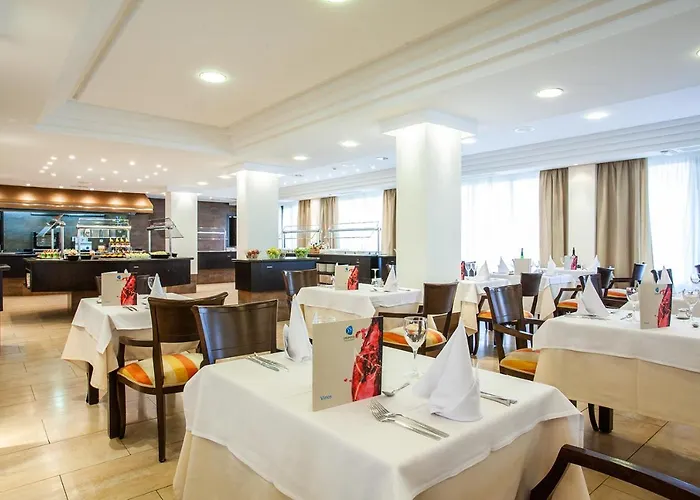 尼洛水疗集团酒店 帕格拉