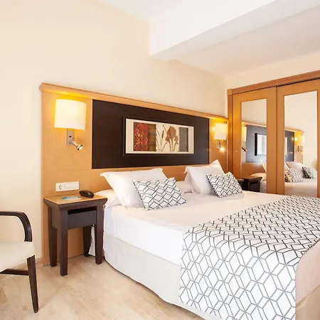 Grupotel Nilo & 4*